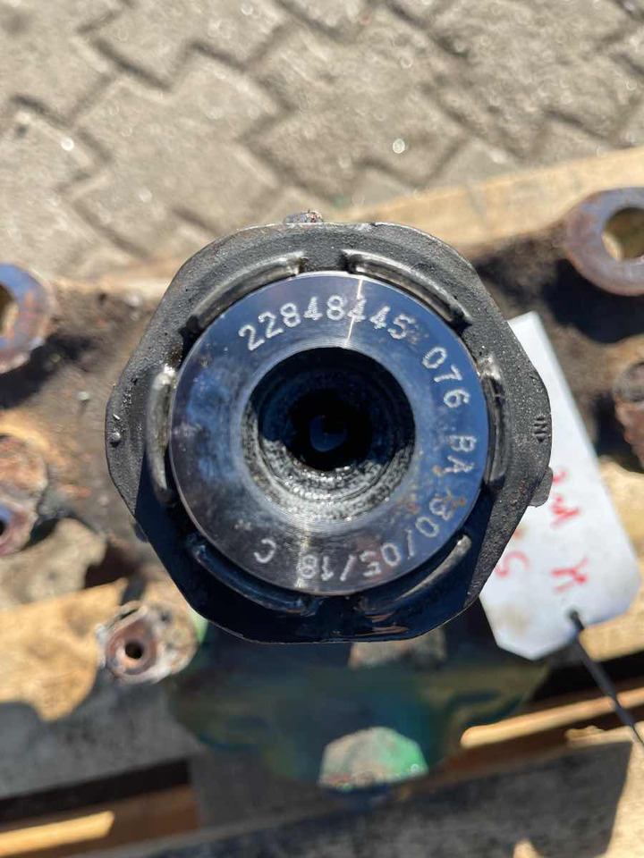 VOLVO STEERING KNUCKLE 22848445 - Käändtelg - Veoauto: pilt 2 VOLVO STEERING KNUCKLE 22848445 - Käändtelg - Veoauto: pilt 2