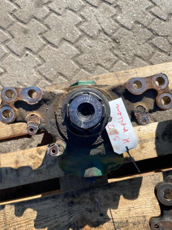 VOLVO STEERING KNUCKLE 22848445 - Käändtelg - Veoauto: pilt 1 VOLVO STEERING KNUCKLE 22848445 - Käändtelg - Veoauto: pilt 1