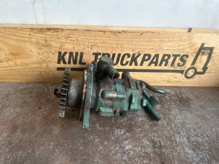 VOLVO STEERING PUMP 21110365 - Juhtimine - Veoauto: pilt 1 VOLVO STEERING PUMP 21110365 - Juhtimine - Veoauto: pilt 1
