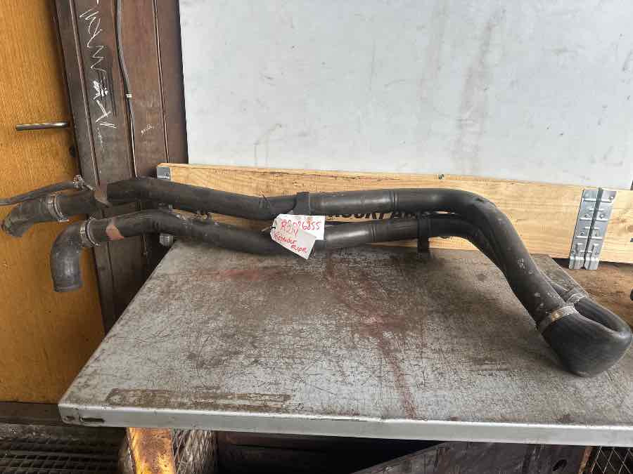 VOLVO WATER PIPES RETRADER 22026855 - Õhutoru: pilt 1 VOLVO WATER PIPES RETRADER 22026855 - Õhutoru: pilt 1