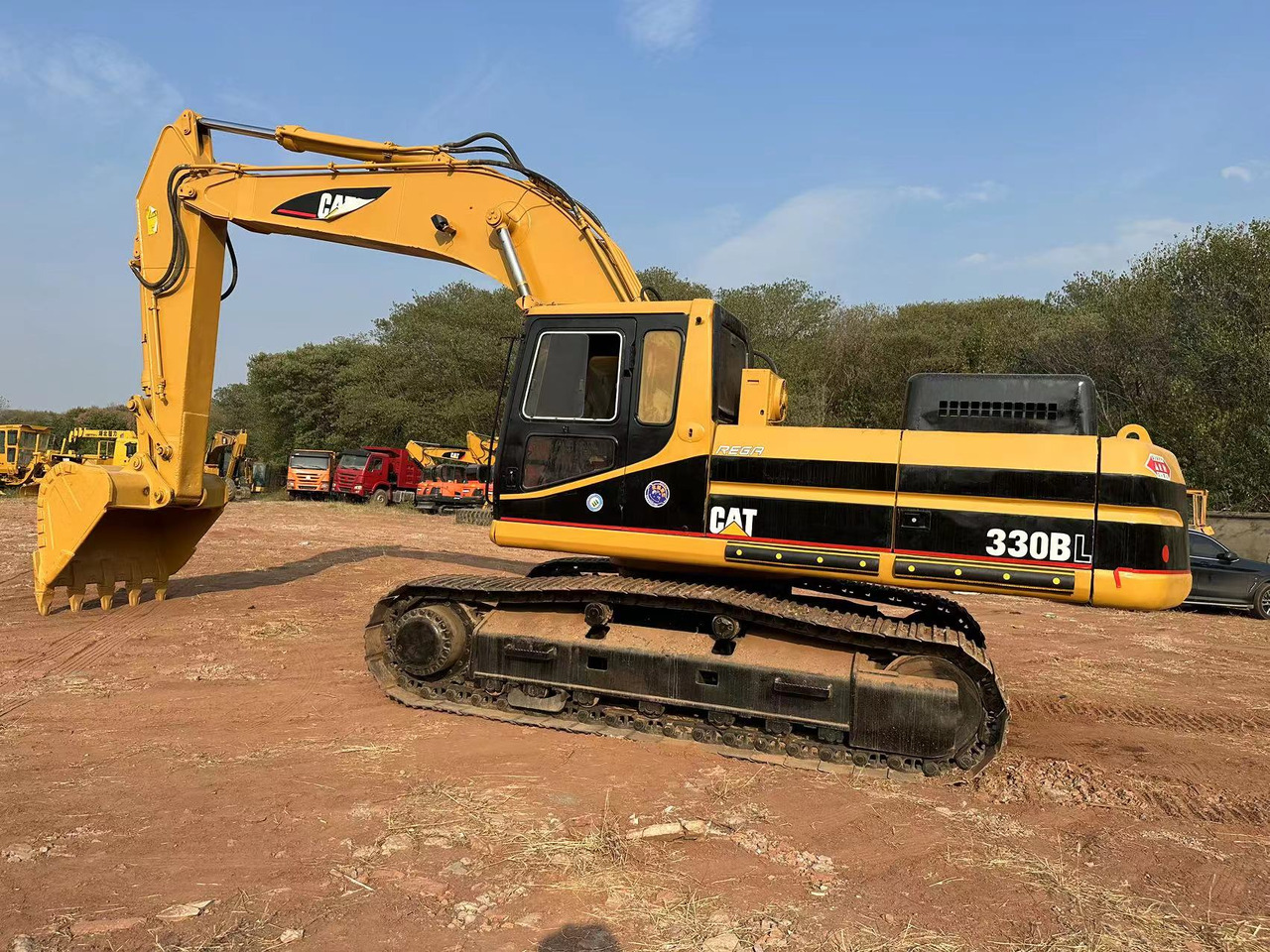 CAT 320B - Lintekskavaator: pilt 1 CAT 320B - Lintekskavaator: pilt 1