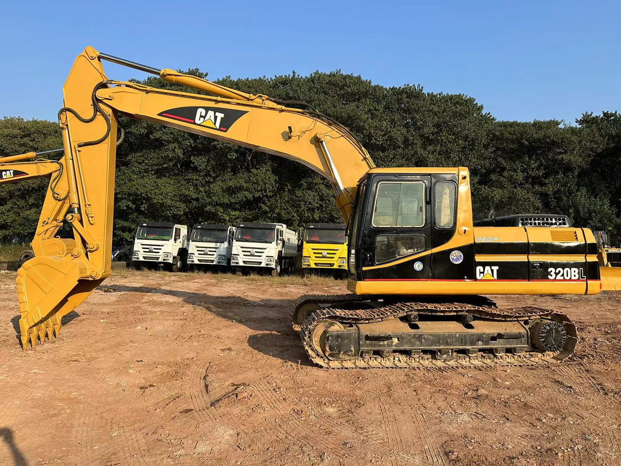 CAT 320B - Lintekskavaator: pilt 1 CAT 320B - Lintekskavaator: pilt 1
