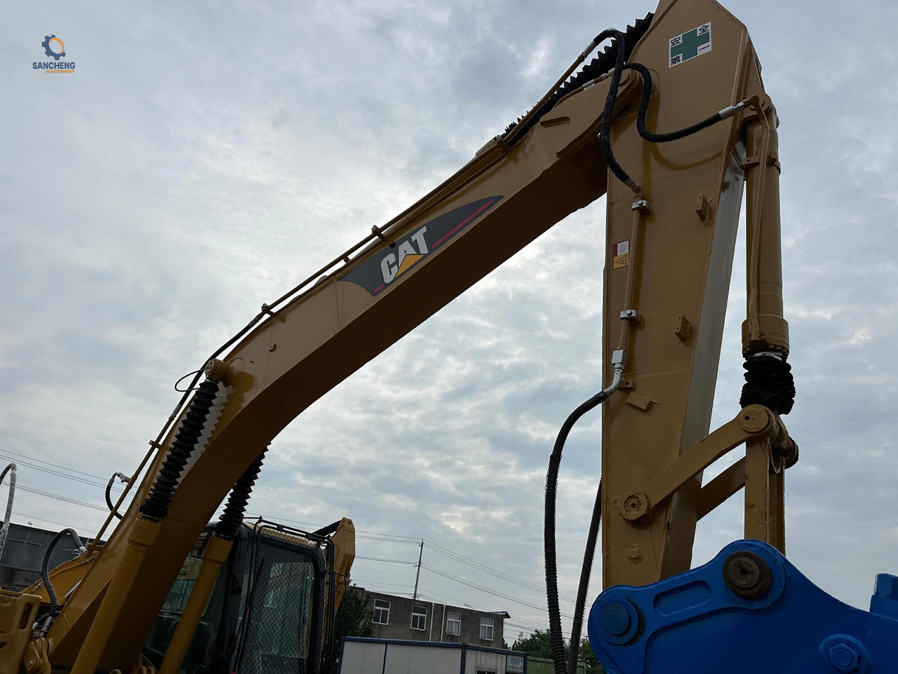 CAT 320CL excavator with hammer - Lintekskavaator: pilt 5 CAT 320CL excavator with hammer - Lintekskavaator: pilt 5