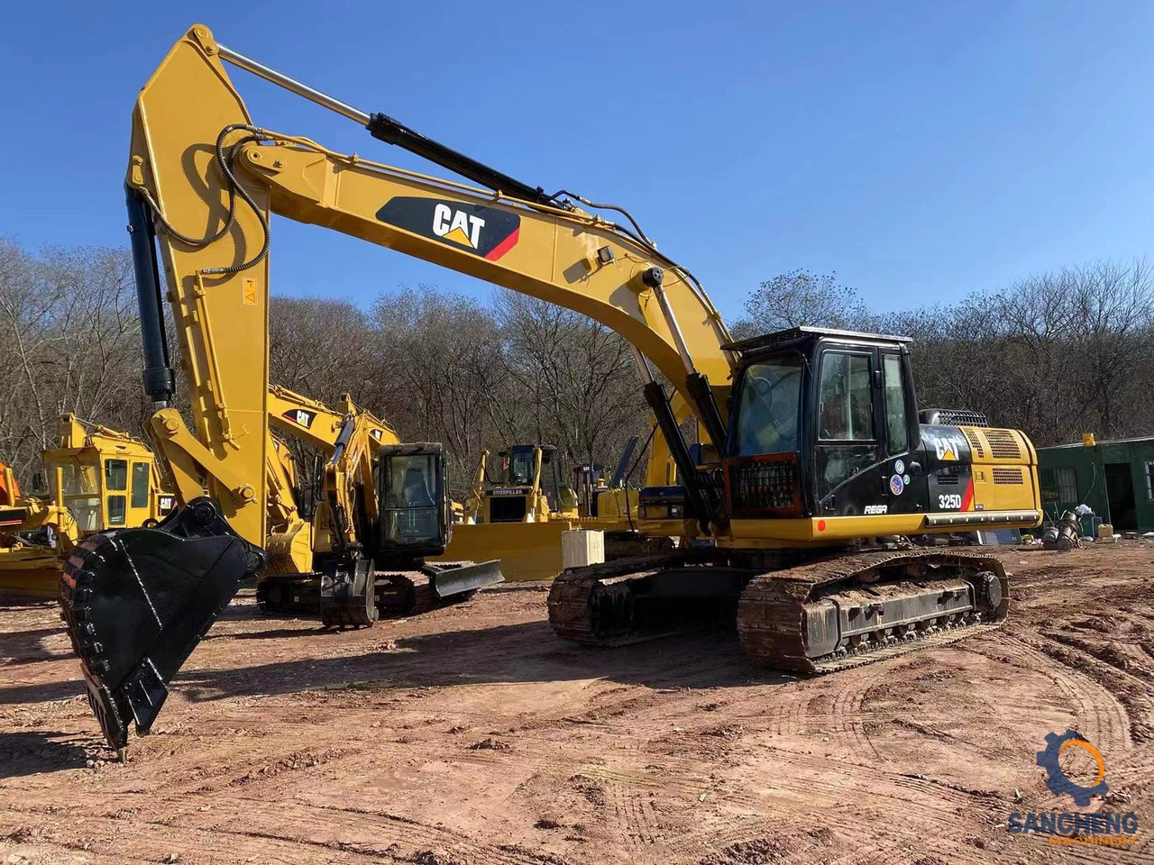 CAT 325D crawler excavator - Lintekskavaator: pilt 2 CAT 325D crawler excavator - Lintekskavaator: pilt 2