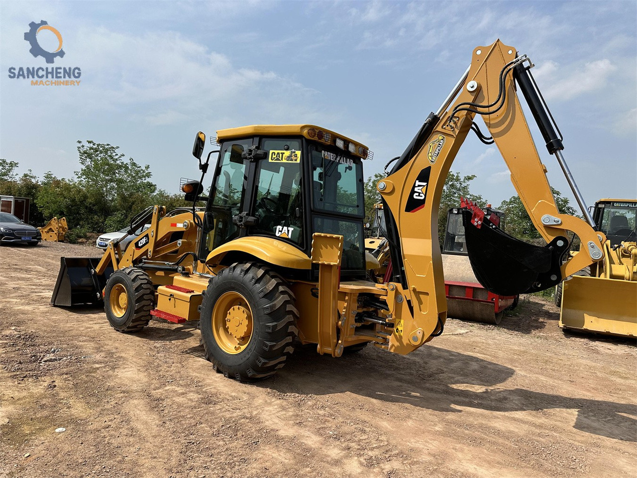 CAT 420F2 - Ekskavaator-laadur: pilt 3 CAT 420F2 - Ekskavaator-laadur: pilt 3
