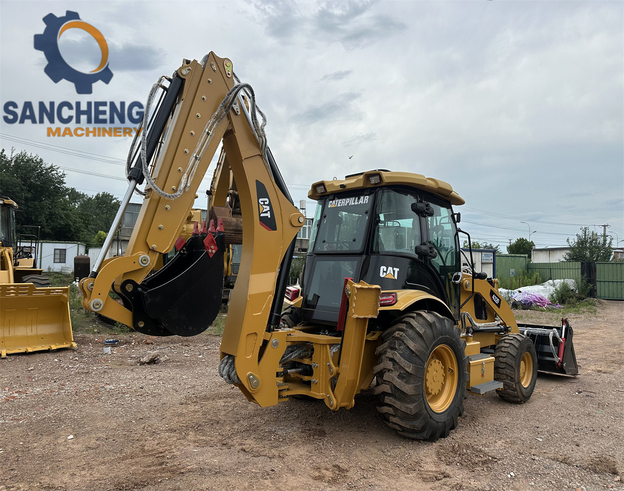 CAT 432F - Ekskavaator-laadur: pilt 5 CAT 432F - Ekskavaator-laadur: pilt 5