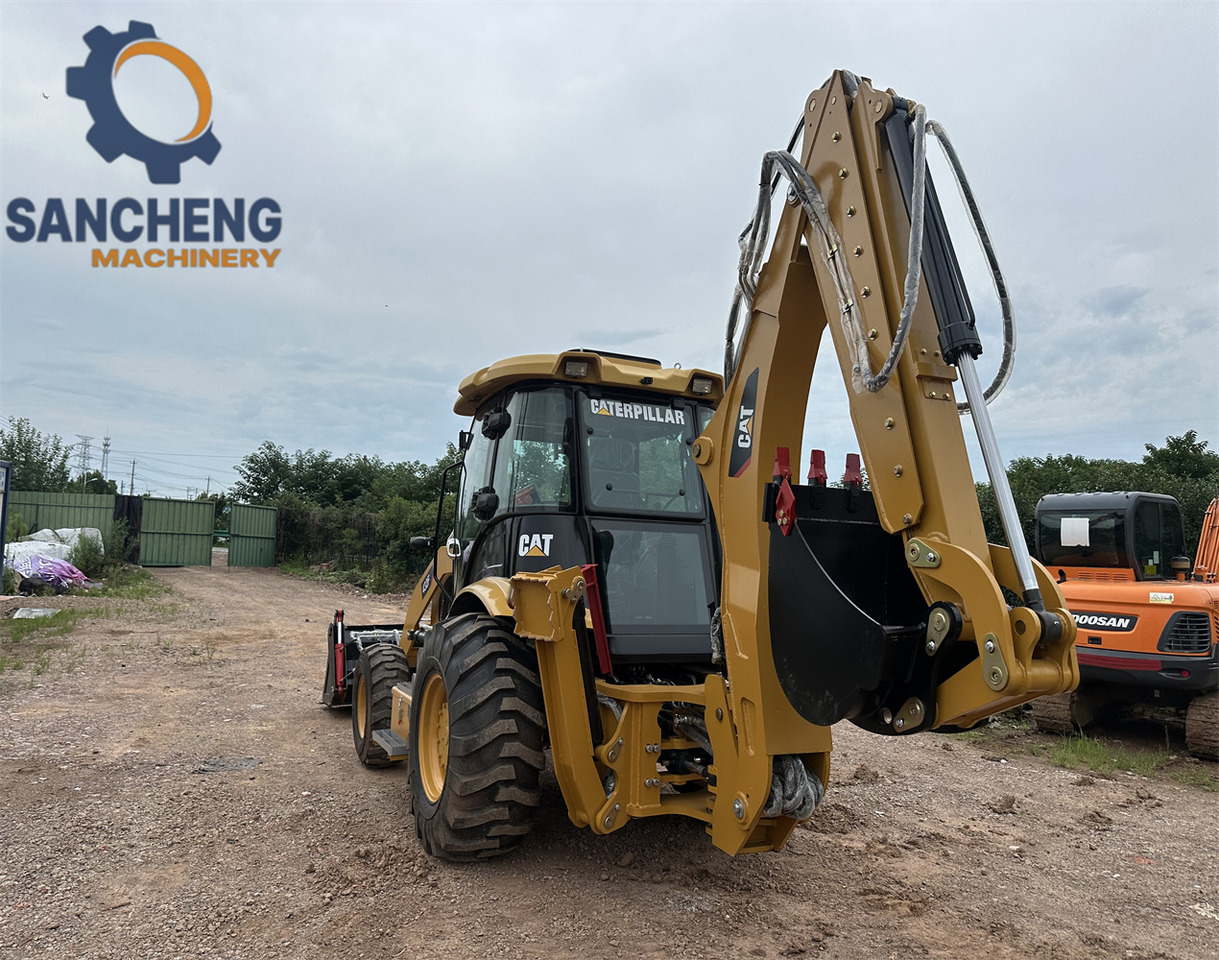 CAT 432F - Ekskavaator-laadur: pilt 3 CAT 432F - Ekskavaator-laadur: pilt 3