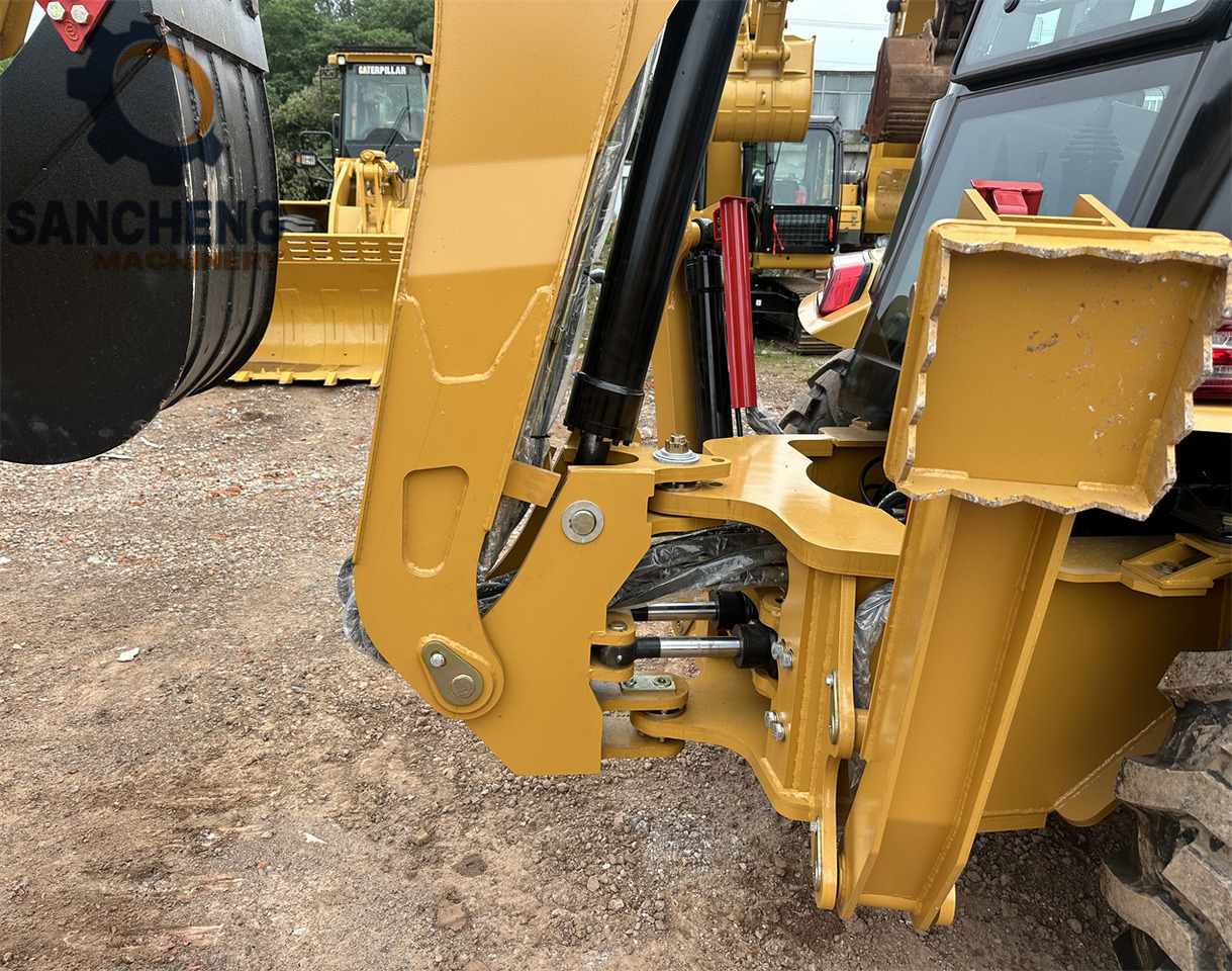 CAT 432F - Ekskavaator-laadur: pilt 5 CAT 432F - Ekskavaator-laadur: pilt 5