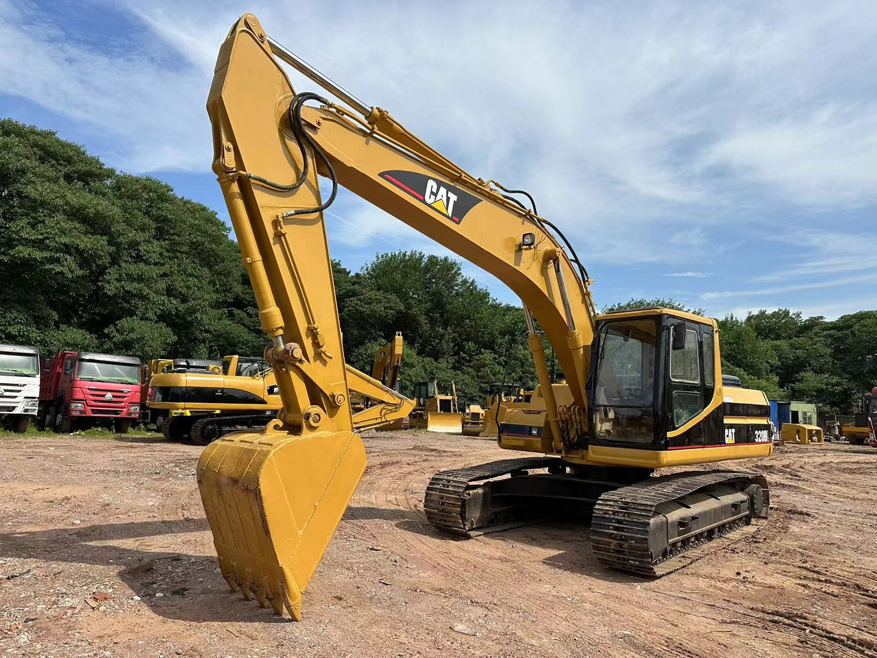 CATERPILLAR 320BL - Lintekskavaator: pilt 5 CATERPILLAR 320BL - Lintekskavaator: pilt 5