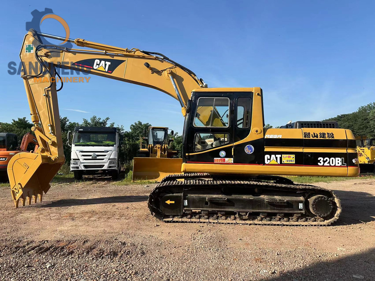 CATERPILLAR 320BL - Lintekskavaator: pilt 2 CATERPILLAR 320BL - Lintekskavaator: pilt 2