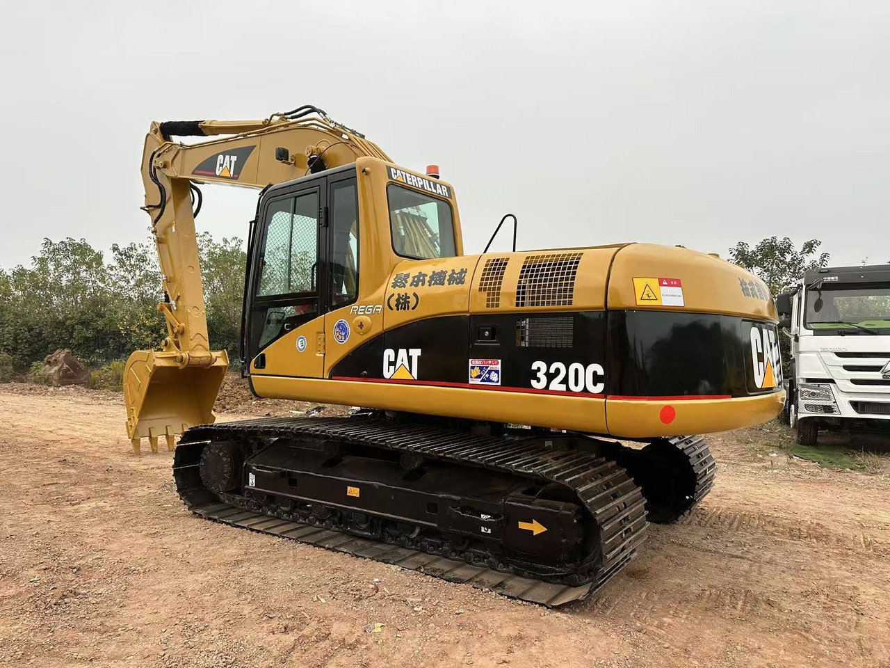 CATERPILLAR 320C - Lintekskavaator: pilt 4 CATERPILLAR 320C - Lintekskavaator: pilt 4