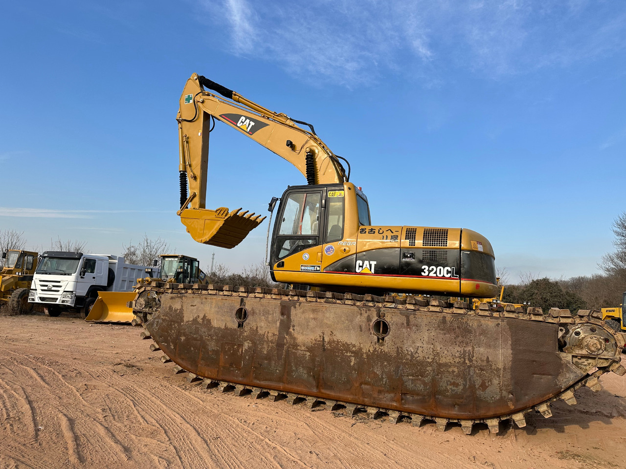 CATERPILLAR 320CL - Külgepaigaldatav ekskavaator: pilt 2 CATERPILLAR 320CL - Külgepaigaldatav ekskavaator: pilt 2