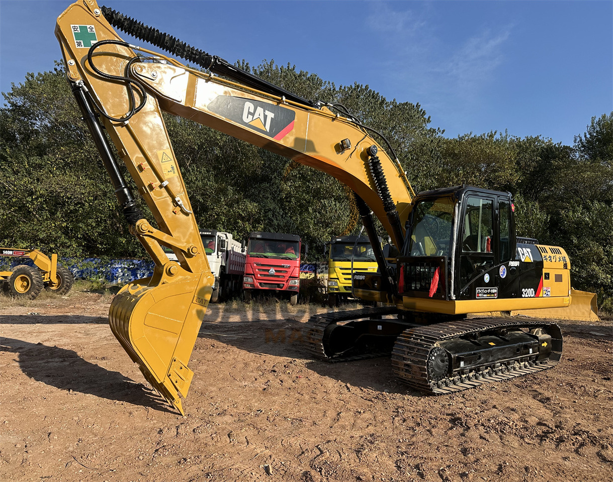 CATERPILLAR 320D - Lintekskavaator: pilt 4 CATERPILLAR 320D - Lintekskavaator: pilt 4