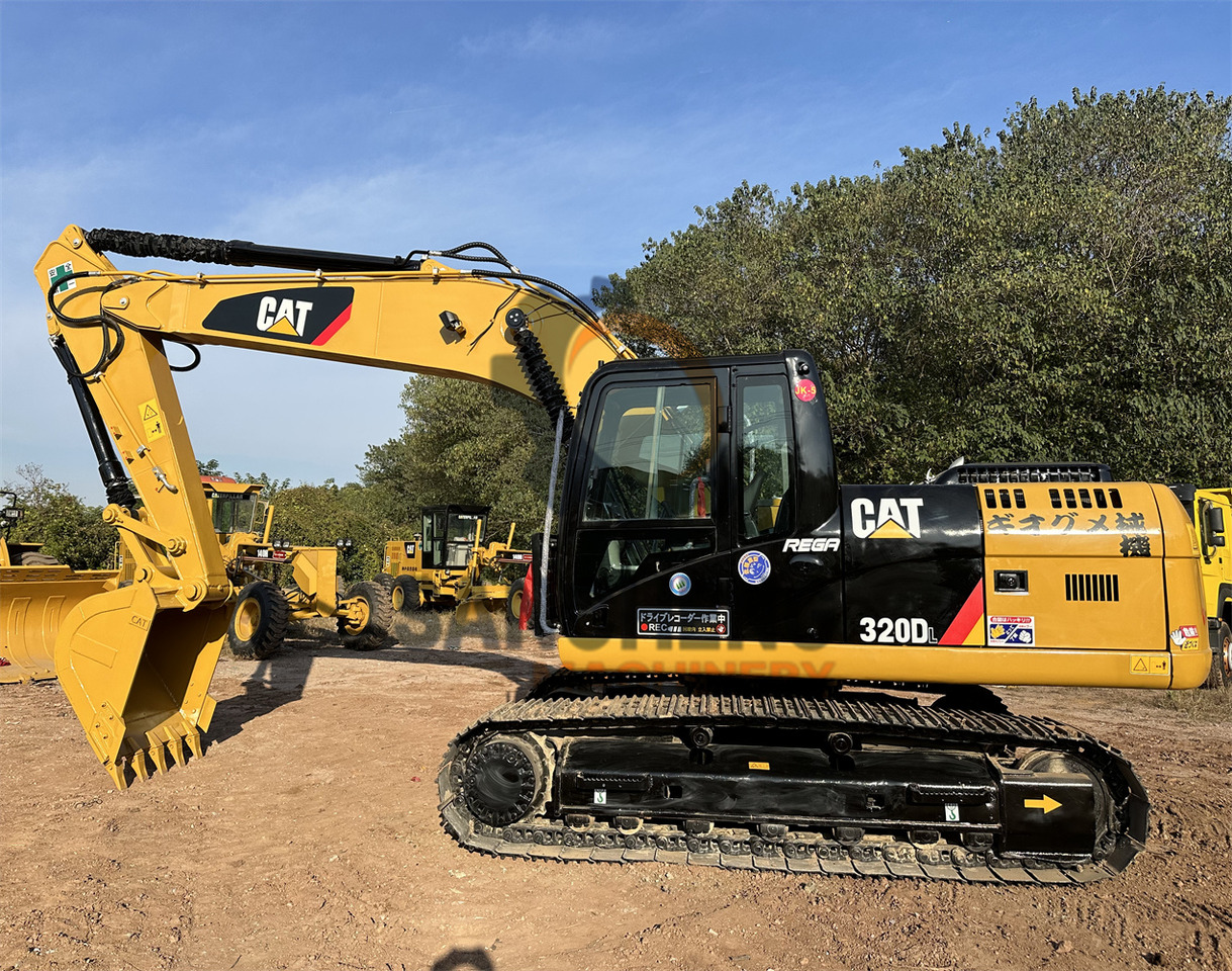 CATERPILLAR 320D - Lintekskavaator: pilt 2 CATERPILLAR 320D - Lintekskavaator: pilt 2