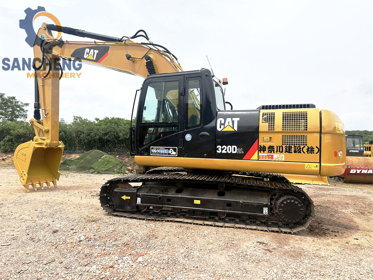 CATERPILLAR 320D2L - Lintekskavaator: pilt 4 CATERPILLAR 320D2L - Lintekskavaator: pilt 4