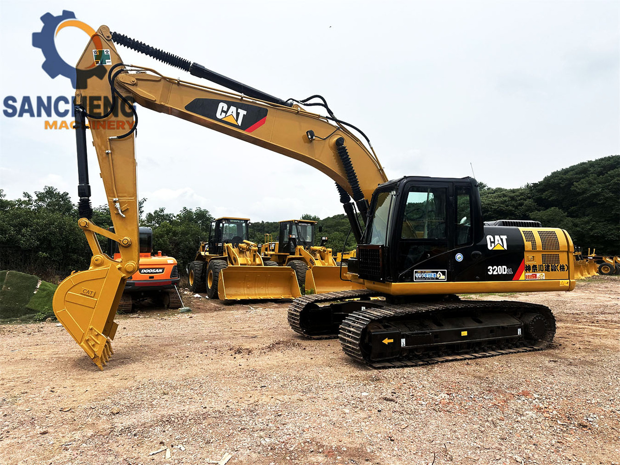 CATERPILLAR 320D2L - Lintekskavaator: pilt 2 CATERPILLAR 320D2L - Lintekskavaator: pilt 2