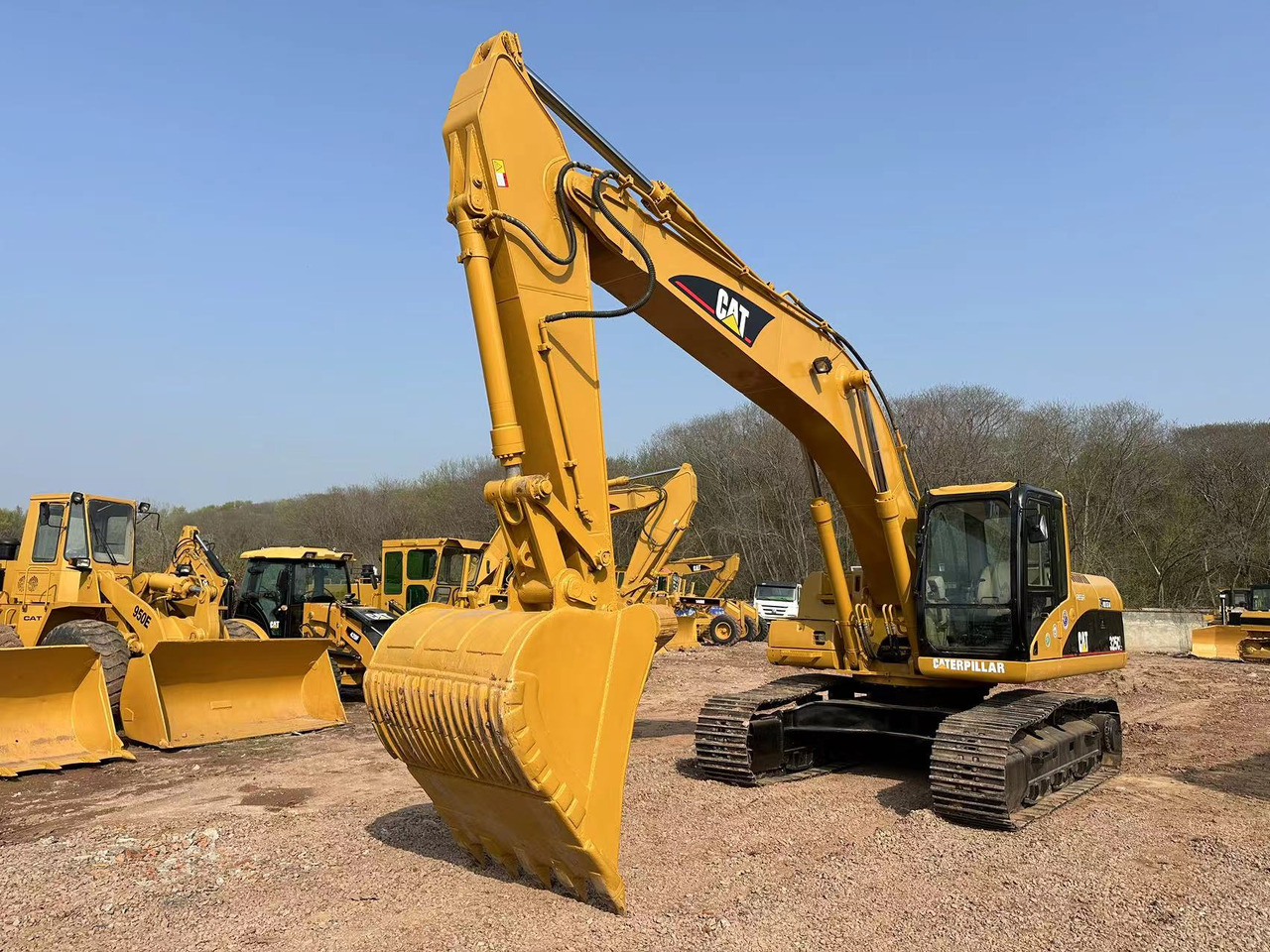 CATERPILLAR 325C - Lintekskavaator: pilt 2 CATERPILLAR 325C - Lintekskavaator: pilt 2
