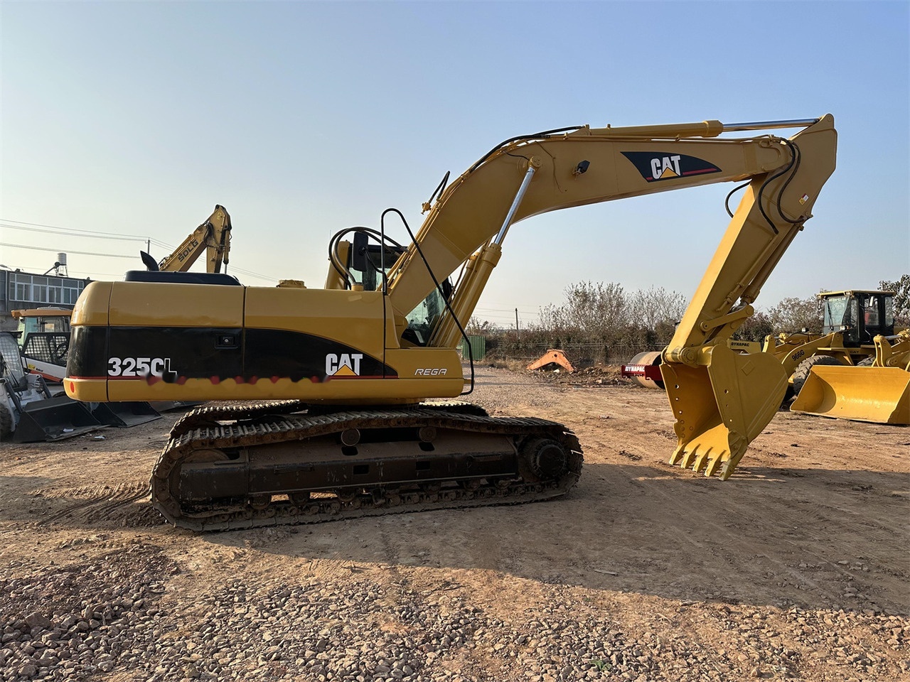 CATERPILLAR 325CL - Lintekskavaator: pilt 5 CATERPILLAR 325CL - Lintekskavaator: pilt 5