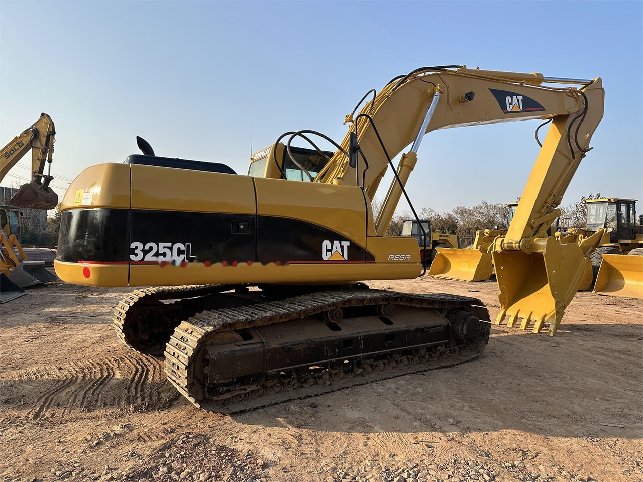 CATERPILLAR 325CL - Lintekskavaator: pilt 4 CATERPILLAR 325CL - Lintekskavaator: pilt 4