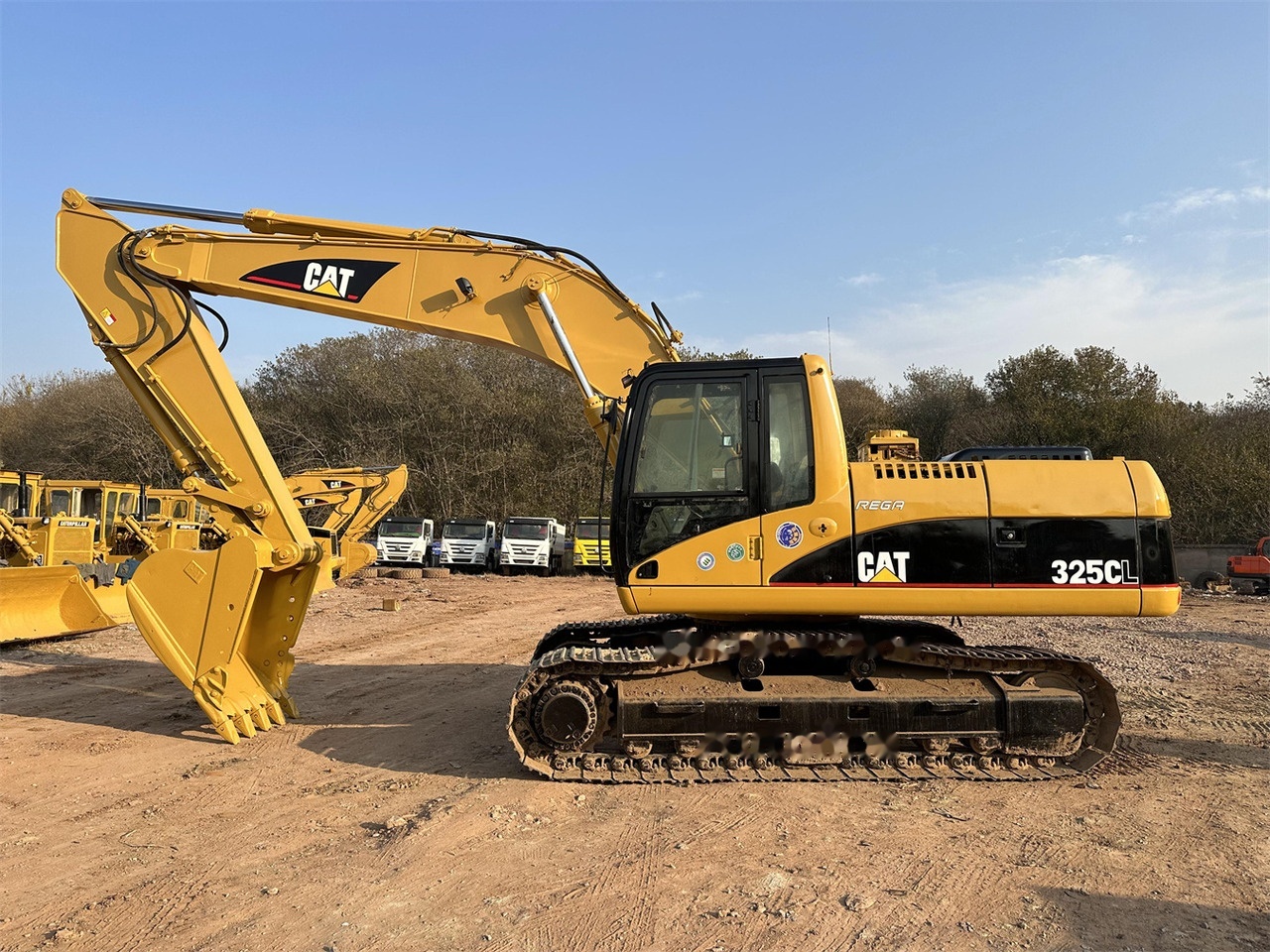 CATERPILLAR 325CL - Lintekskavaator: pilt 1 CATERPILLAR 325CL - Lintekskavaator: pilt 1