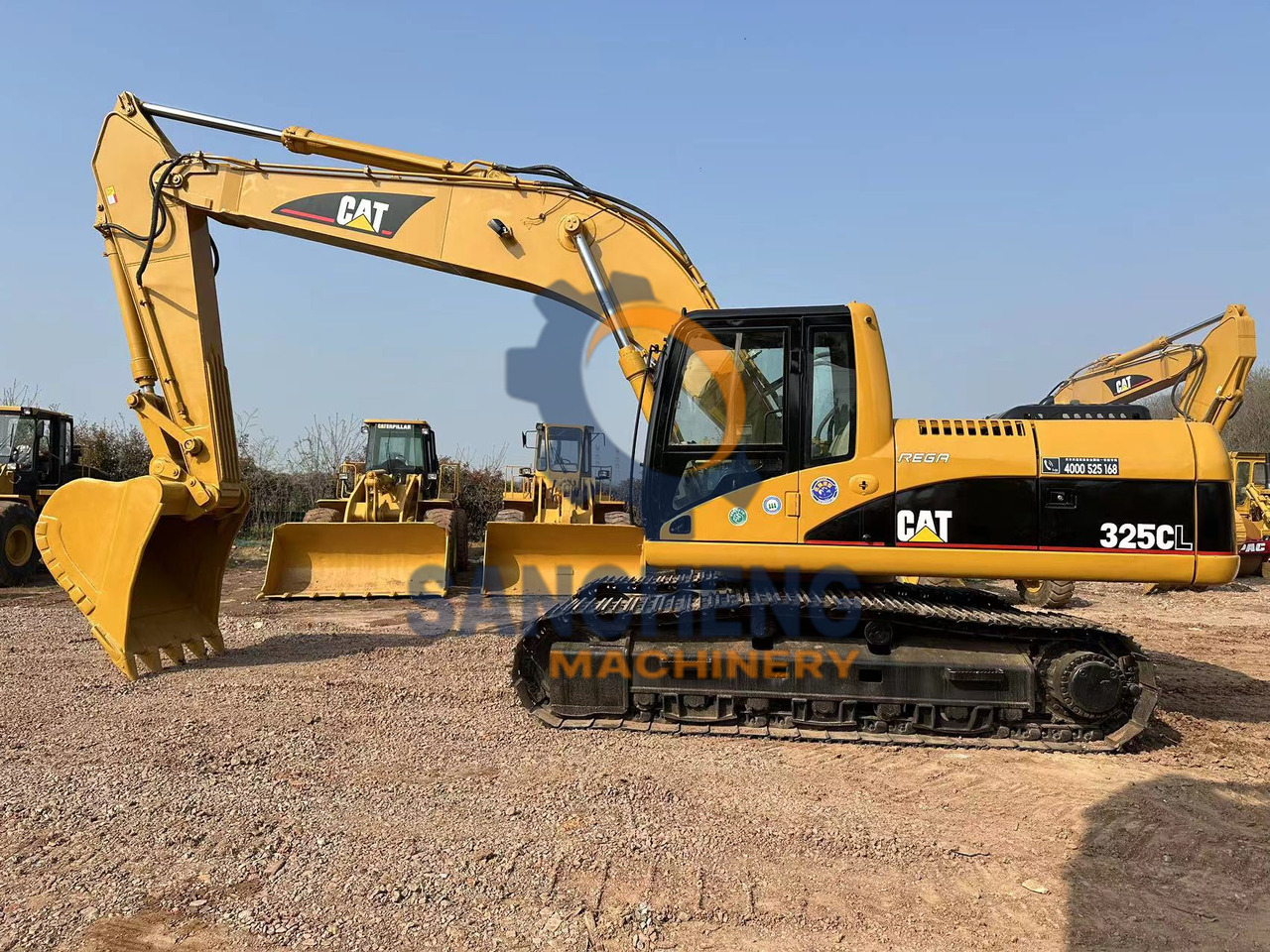 CATERPILLAR 325CL - Lintekskavaator: pilt 1 CATERPILLAR 325CL - Lintekskavaator: pilt 1