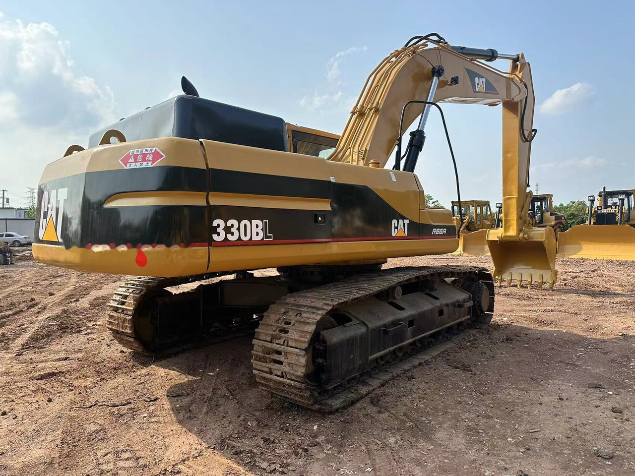 CATERPILLAR 330B - Lintekskavaator: pilt 1 CATERPILLAR 330B - Lintekskavaator: pilt 1