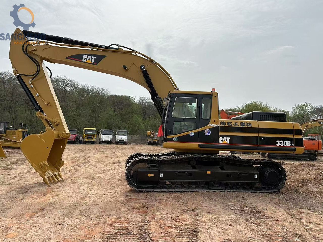 CATERPILLAR 330BL - Lintekskavaator: pilt 4 CATERPILLAR 330BL - Lintekskavaator: pilt 4
