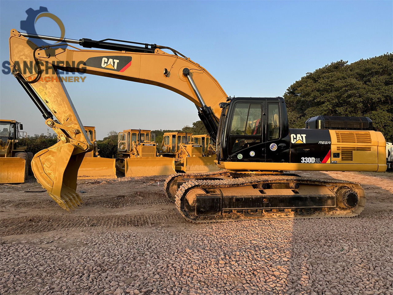 CATERPILLAR 330D2L - Lintekskavaator: pilt 2 CATERPILLAR 330D2L - Lintekskavaator: pilt 2