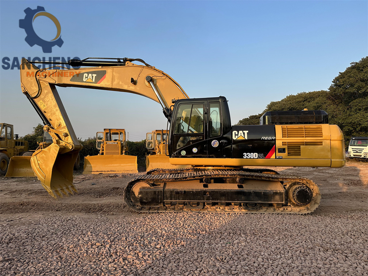CATERPILLAR 330D2L - Lintekskavaator: pilt 4 CATERPILLAR 330D2L - Lintekskavaator: pilt 4