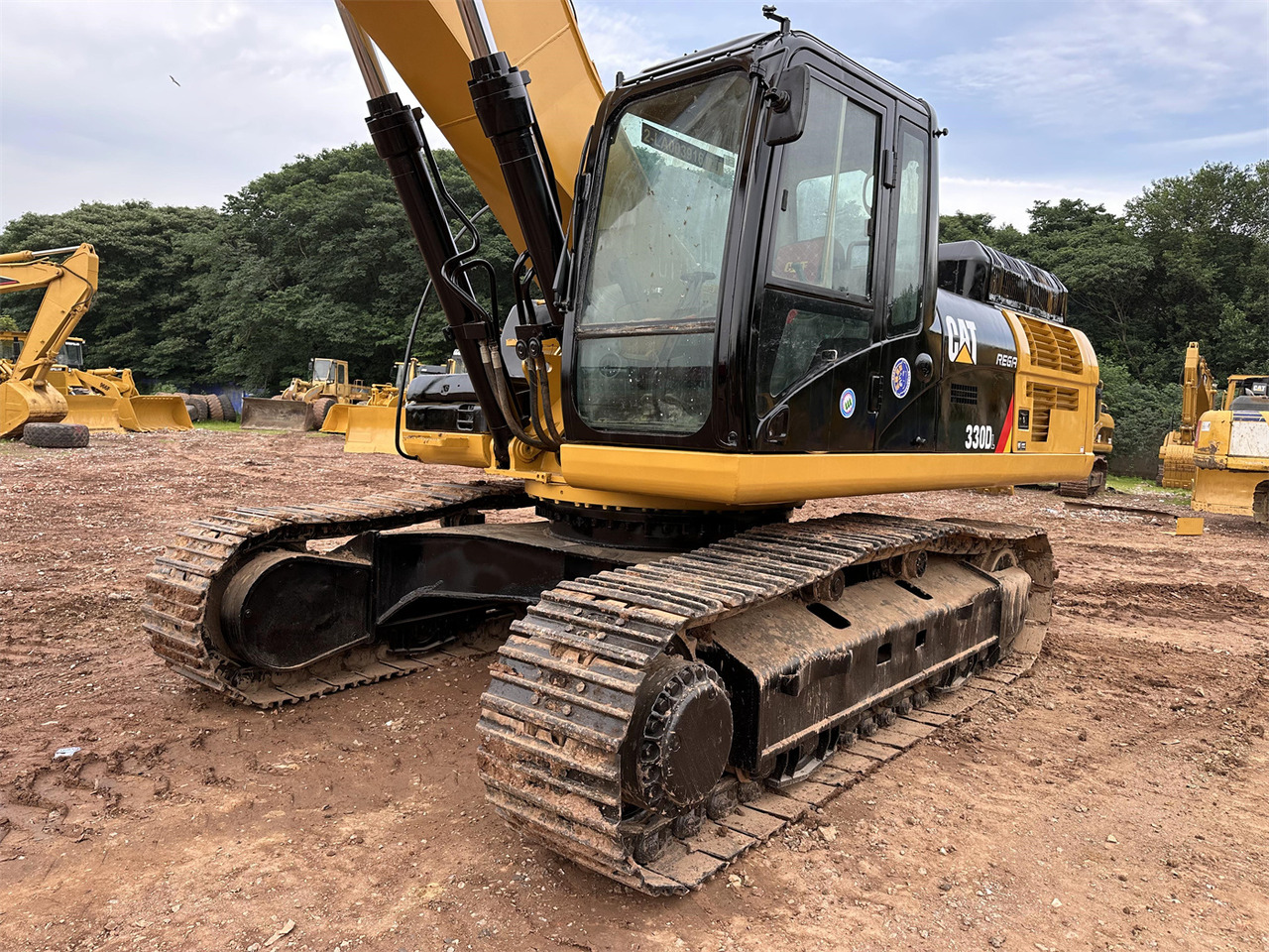 CATERPILLAR 330DL - Lintekskavaator: pilt 4 CATERPILLAR 330DL - Lintekskavaator: pilt 4