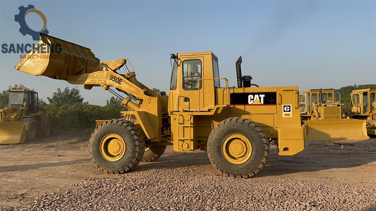 CATERPILLAR 950E - Rataslaadur: pilt 4 CATERPILLAR 950E - Rataslaadur: pilt 4