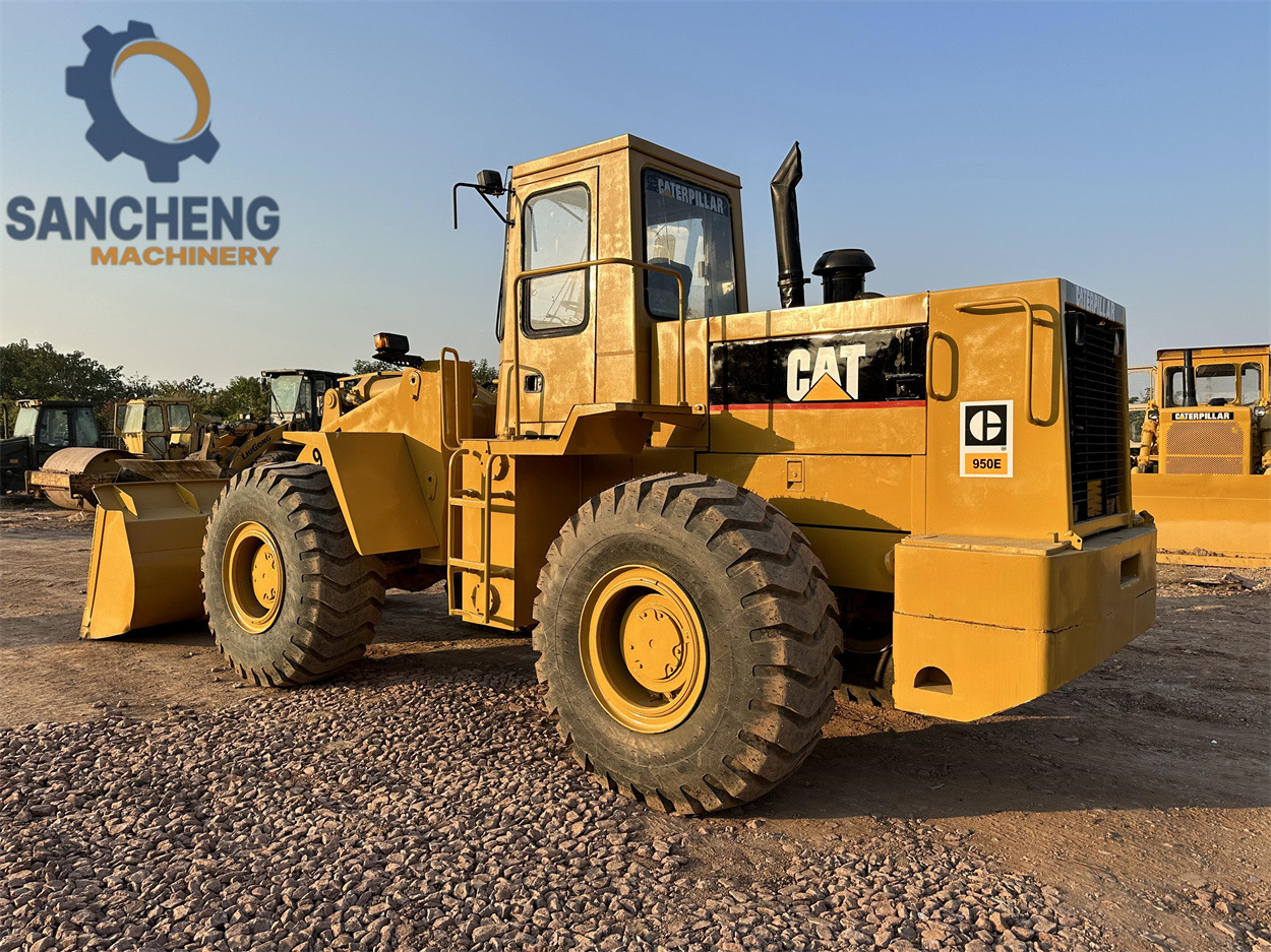 Rataslaadur CATERPILLAR 950E: pilt 8