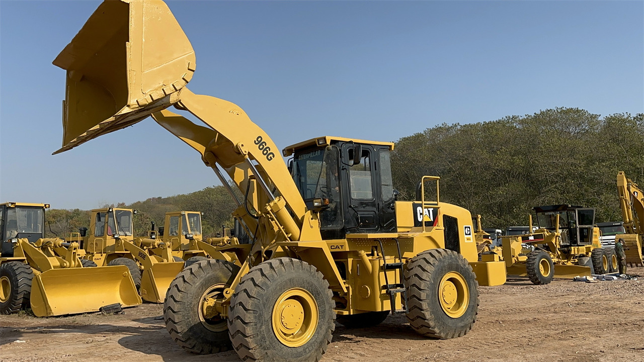Rataslaadur CATERPILLAR 966G: pilt 8