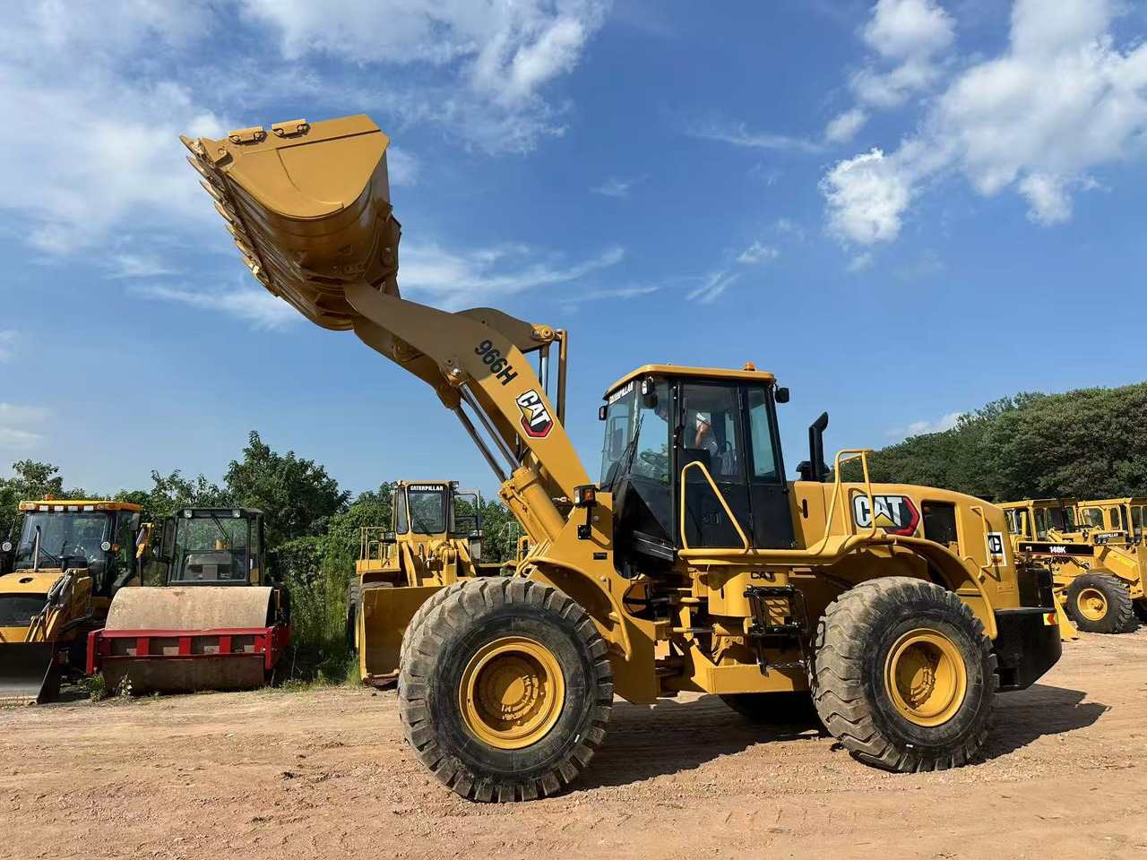 CATERPILLAR 966H - Rataslaadur: pilt 1 CATERPILLAR 966H - Rataslaadur: pilt 1