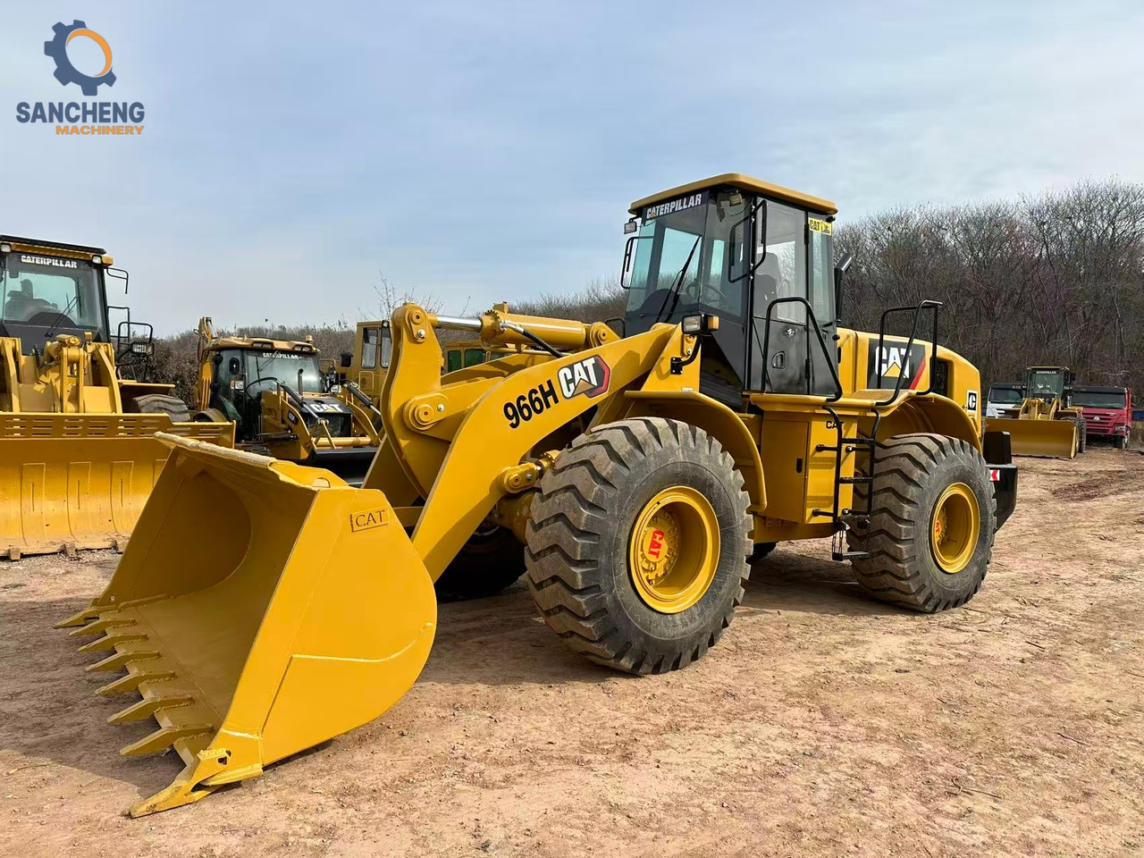 CATERPILLAR 966H - Rataslaadur: pilt 1 CATERPILLAR 966H - Rataslaadur: pilt 1
