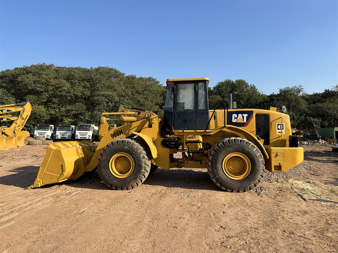 CATERPILLAR 966H - Rataslaadur: pilt 2 CATERPILLAR 966H - Rataslaadur: pilt 2