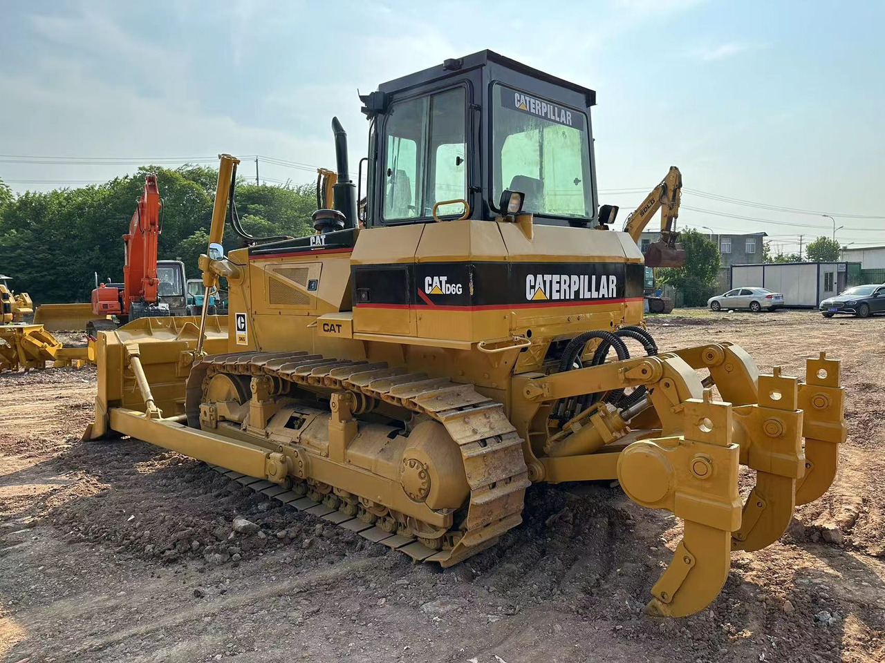 CATERPILLAR D6G Crawler Dozer - Buldooser: pilt 1 CATERPILLAR D6G Crawler Dozer - Buldooser: pilt 1