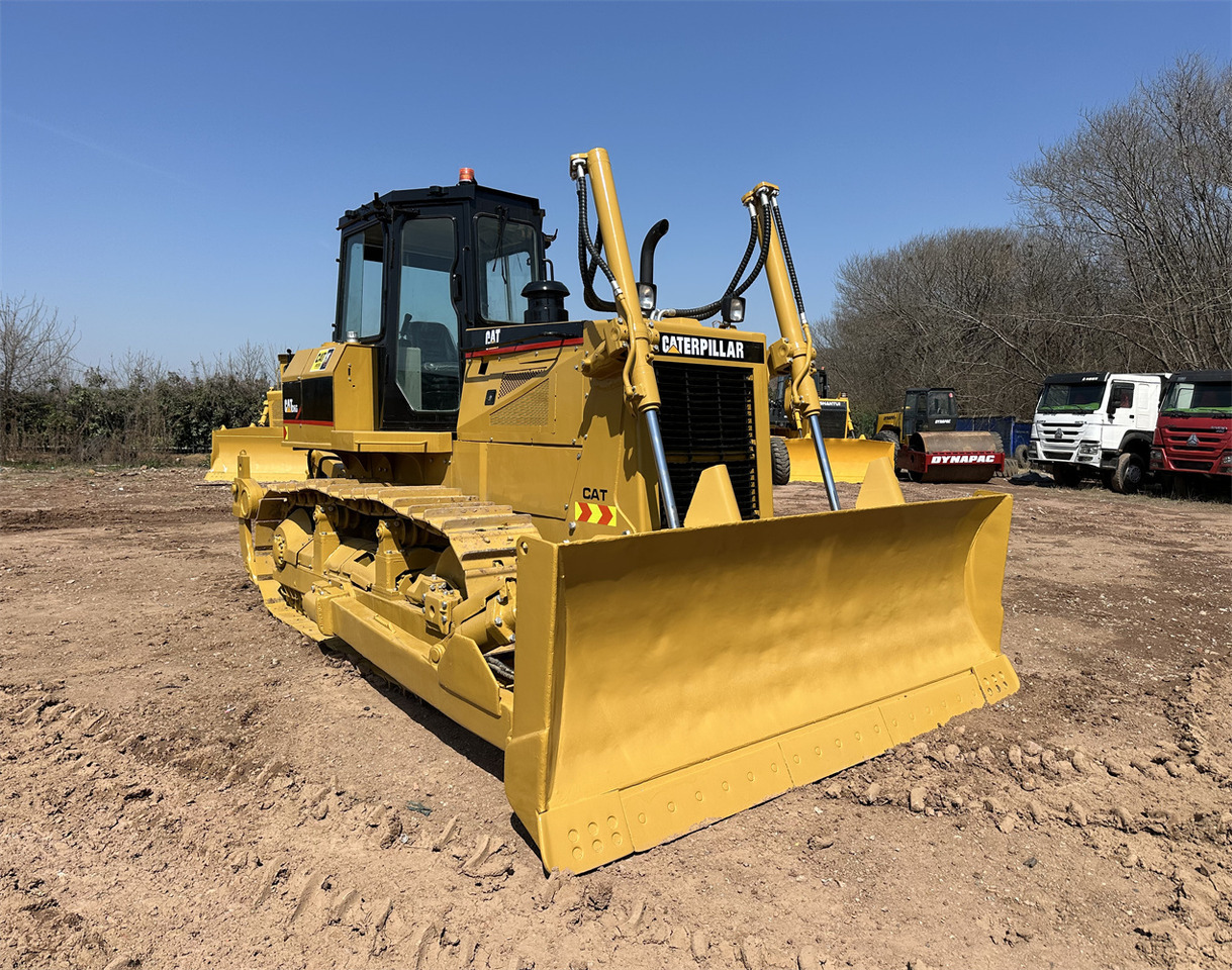 CATERPILLAR D6G - Ekskavaator: pilt 3 CATERPILLAR D6G - Ekskavaator: pilt 3