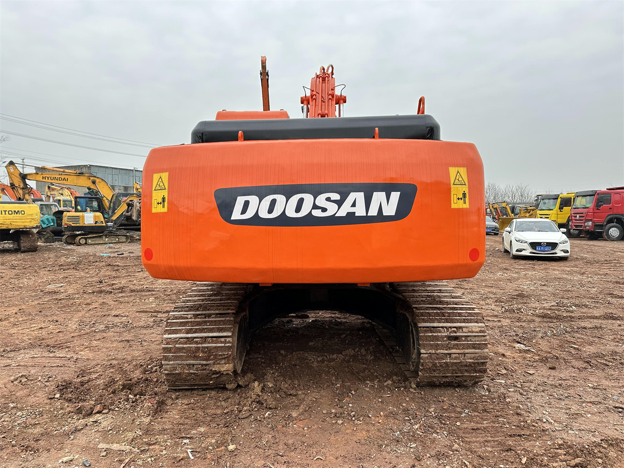 DOOSAN DH220 excavator - Lintekskavaator: pilt 5 DOOSAN DH220 excavator - Lintekskavaator: pilt 5