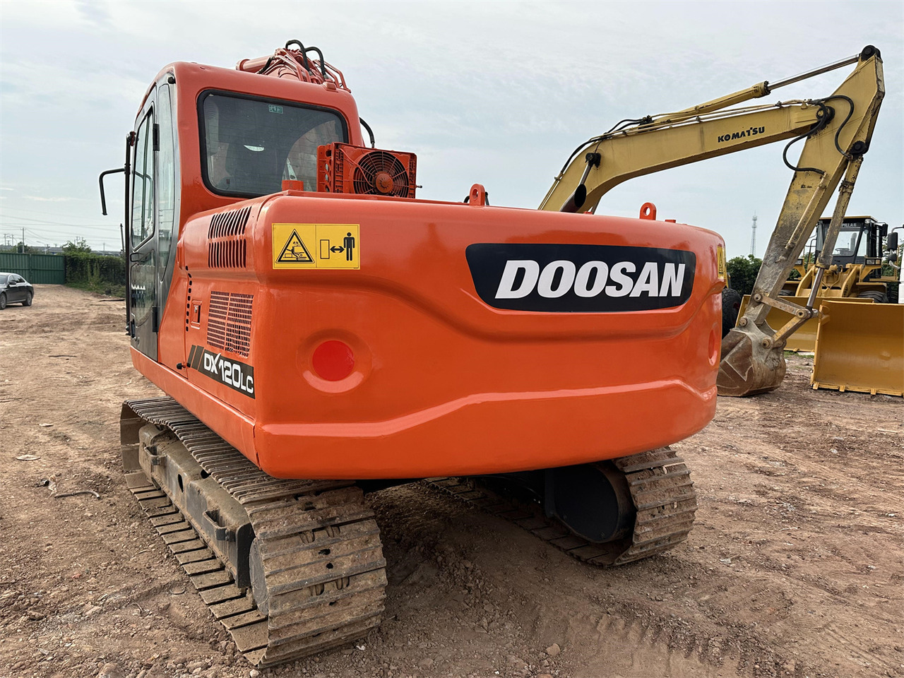 DOOSAN DX120 - Lintekskavaator: pilt 4 DOOSAN DX120 - Lintekskavaator: pilt 4