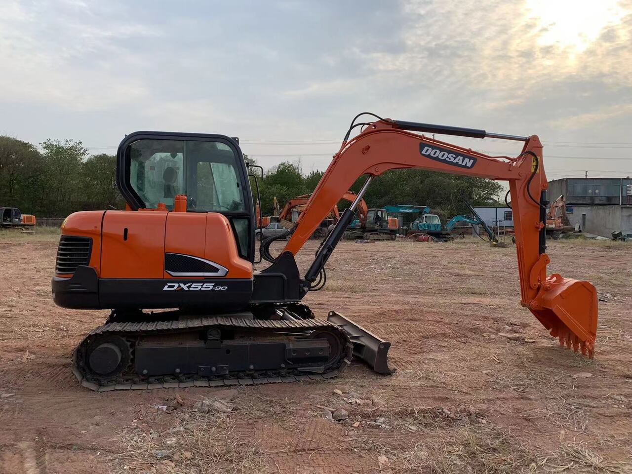 DOOSAN DX55 excavator - Ekskavaator: pilt 4 DOOSAN DX55 excavator - Ekskavaator: pilt 4