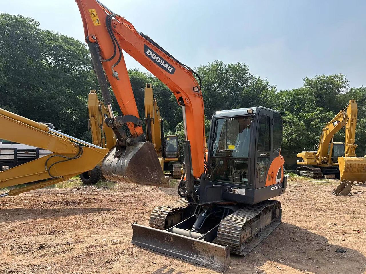 DOOSAN DX60 - Miniekskavaator: pilt 3 DOOSAN DX60 - Miniekskavaator: pilt 3