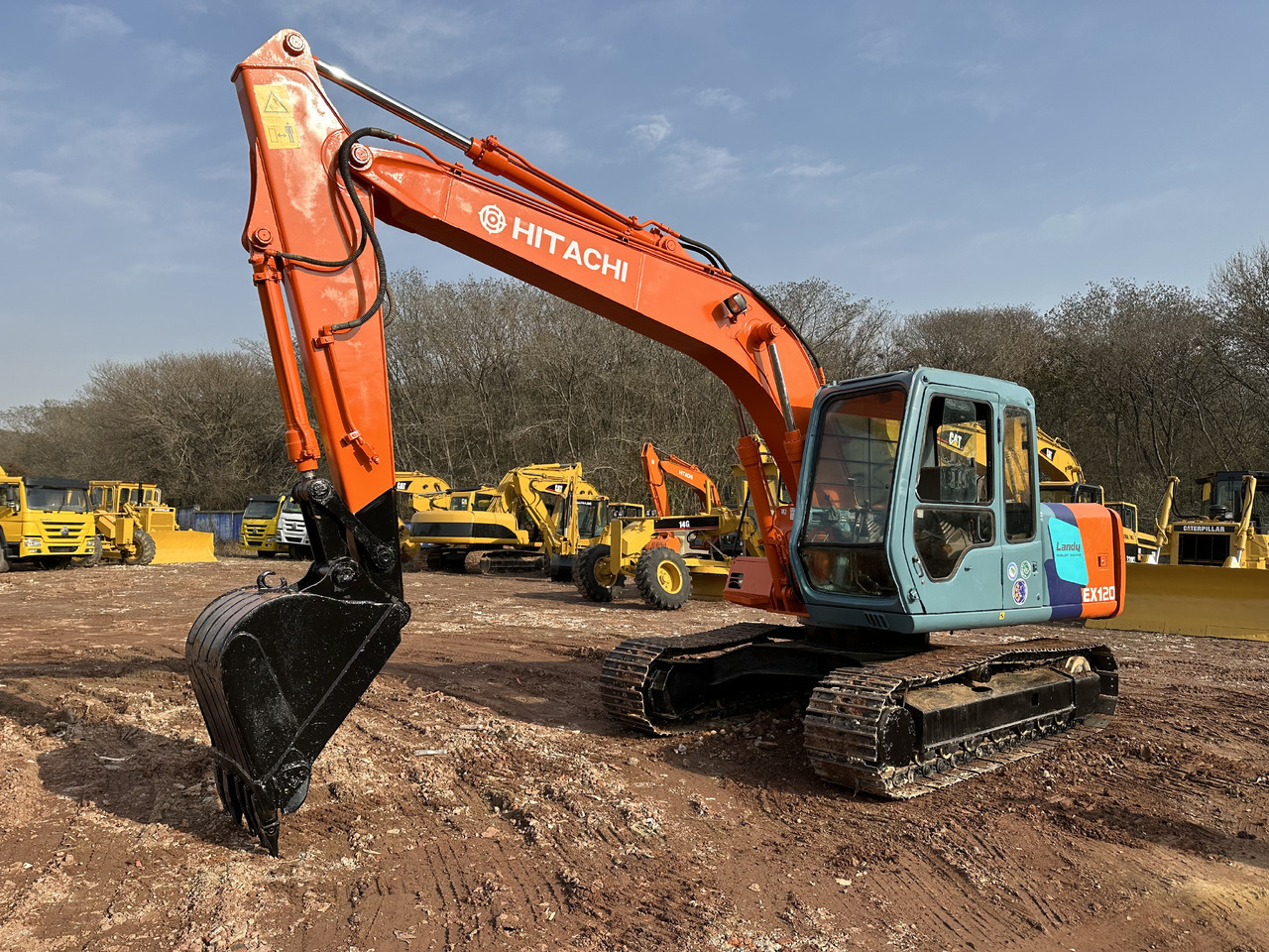 HITACHI EX120 - Lintekskavaator: pilt 3 HITACHI EX120 - Lintekskavaator: pilt 3