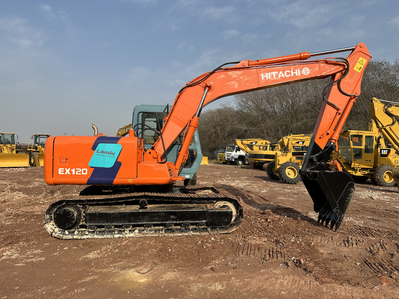 HITACHI EX120 - Lintekskavaator: pilt 5 HITACHI EX120 - Lintekskavaator: pilt 5