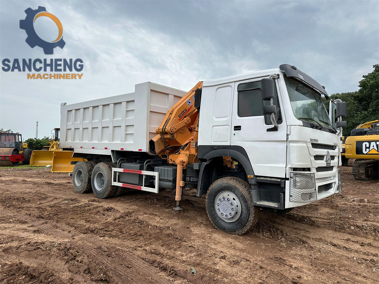 HOWO 371 crane truck - Kraanaga veoauto: pilt 1 HOWO 371 crane truck - Kraanaga veoauto: pilt 1