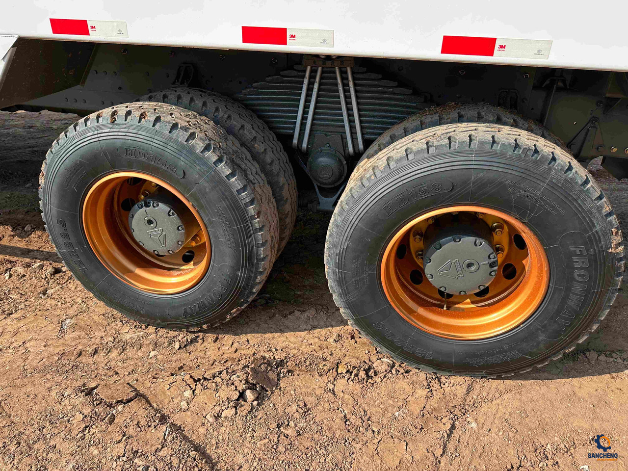 Kallurauto HOWO 400 With Bumper: pilt 13