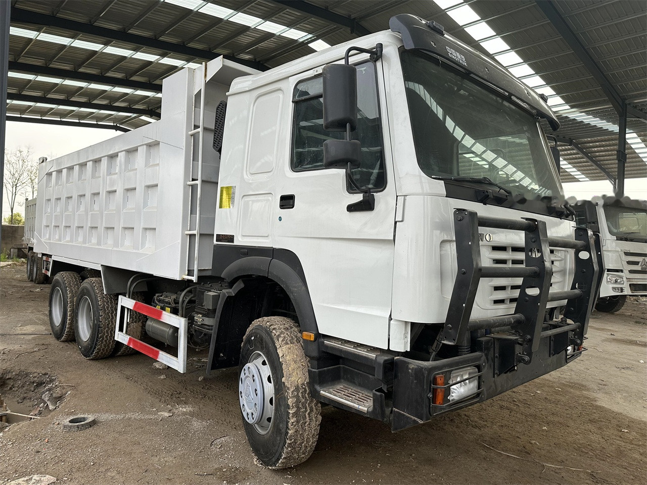 SINOTRUK HOWO 371 Dump Truck - Kallurauto: pilt 1 SINOTRUK HOWO 371 Dump Truck - Kallurauto: pilt 1