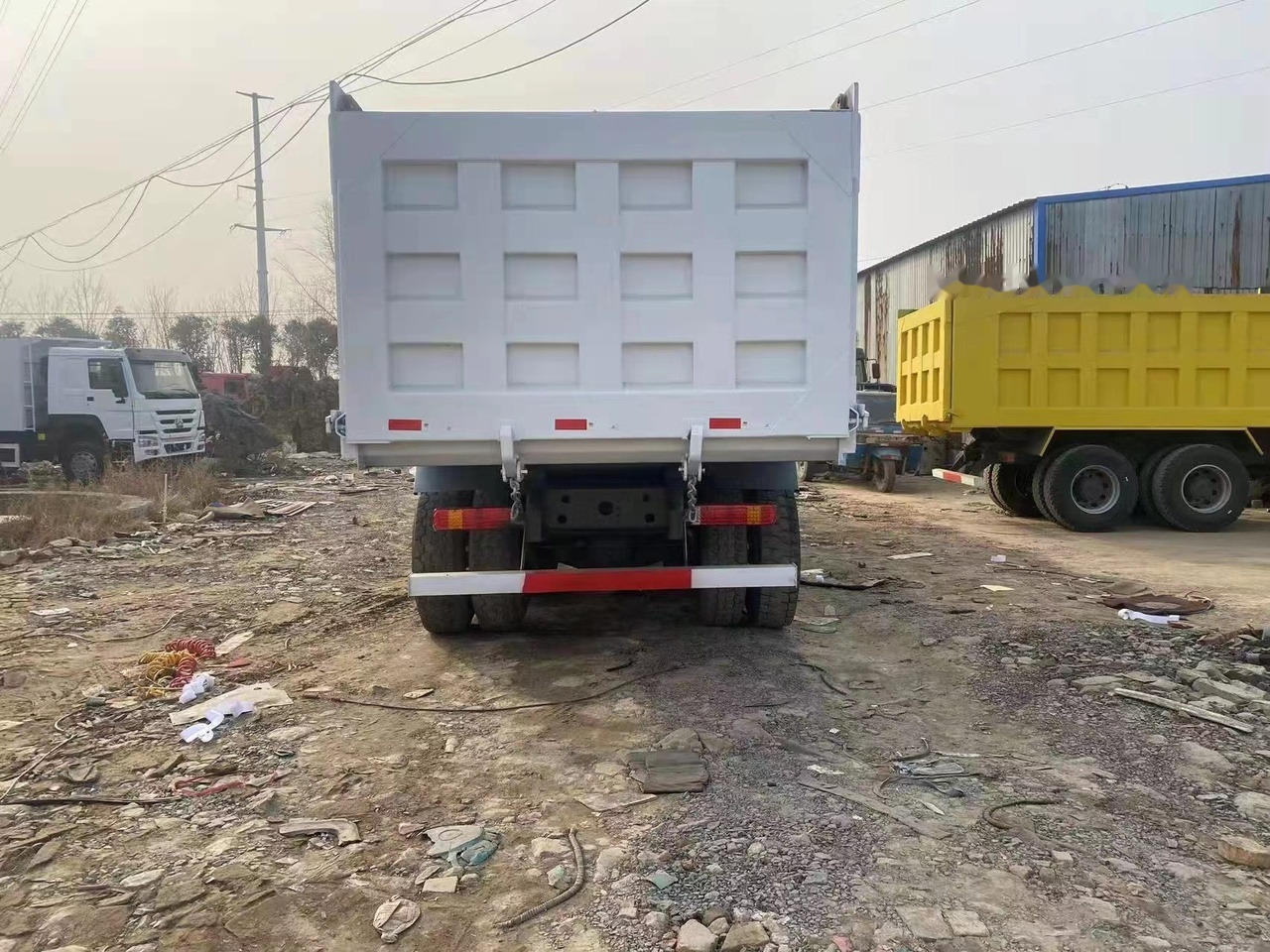 SINOTRUK HOWO 371 Tipper truck - Kallurauto: pilt 3 SINOTRUK HOWO 371 Tipper truck - Kallurauto: pilt 3