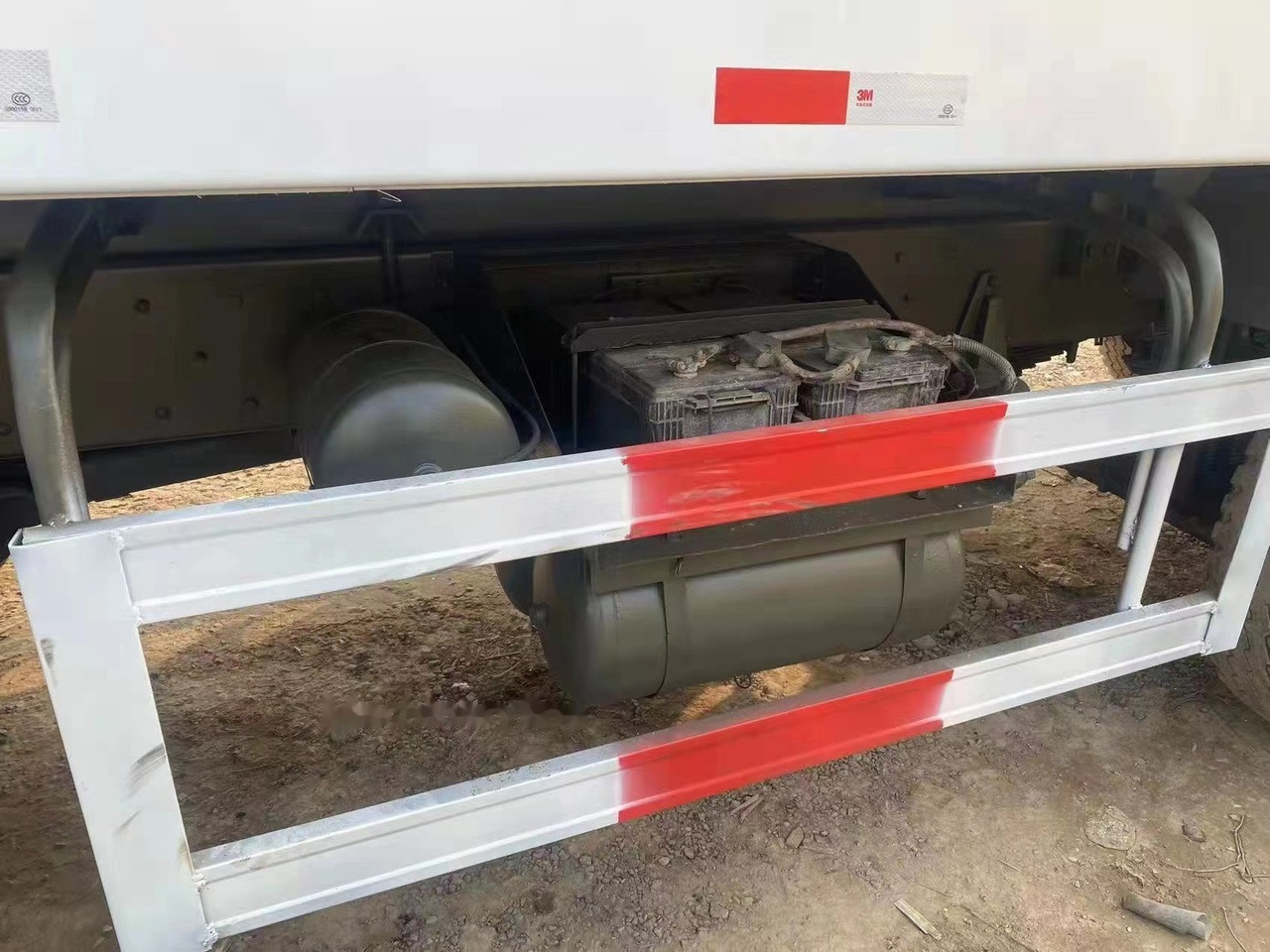 SINOTRUK HOWO 371 Tipper truck - Kallurauto: pilt 5 SINOTRUK HOWO 371 Tipper truck - Kallurauto: pilt 5