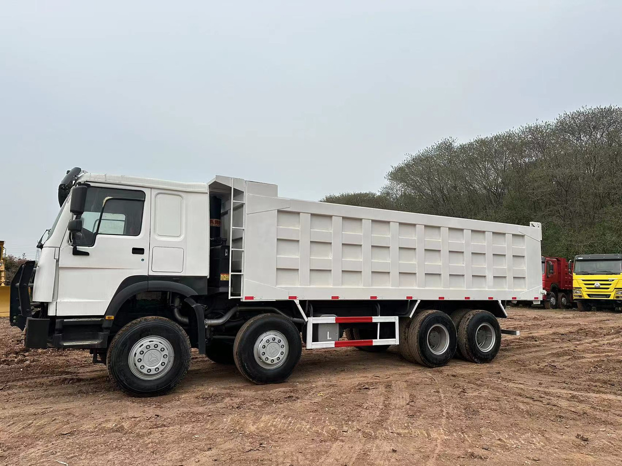 SINOTRUK HOWO 371 with Bumper - Kallurauto: pilt 4 SINOTRUK HOWO 371 with Bumper - Kallurauto: pilt 4